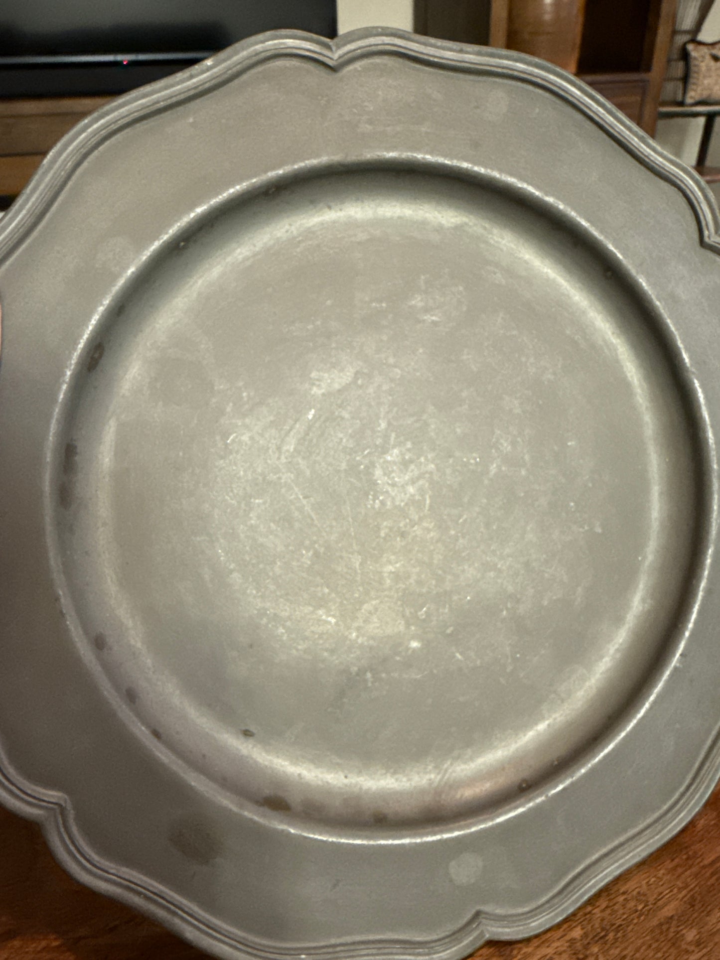 Queen Anne Style Pewter Plate (11”) (mid-1900s)