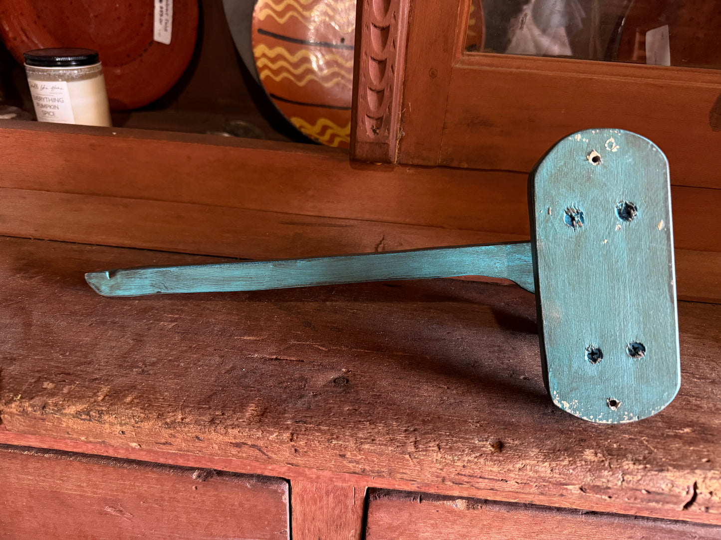 Blue Swing Handle Wooden Hand Towel Holder