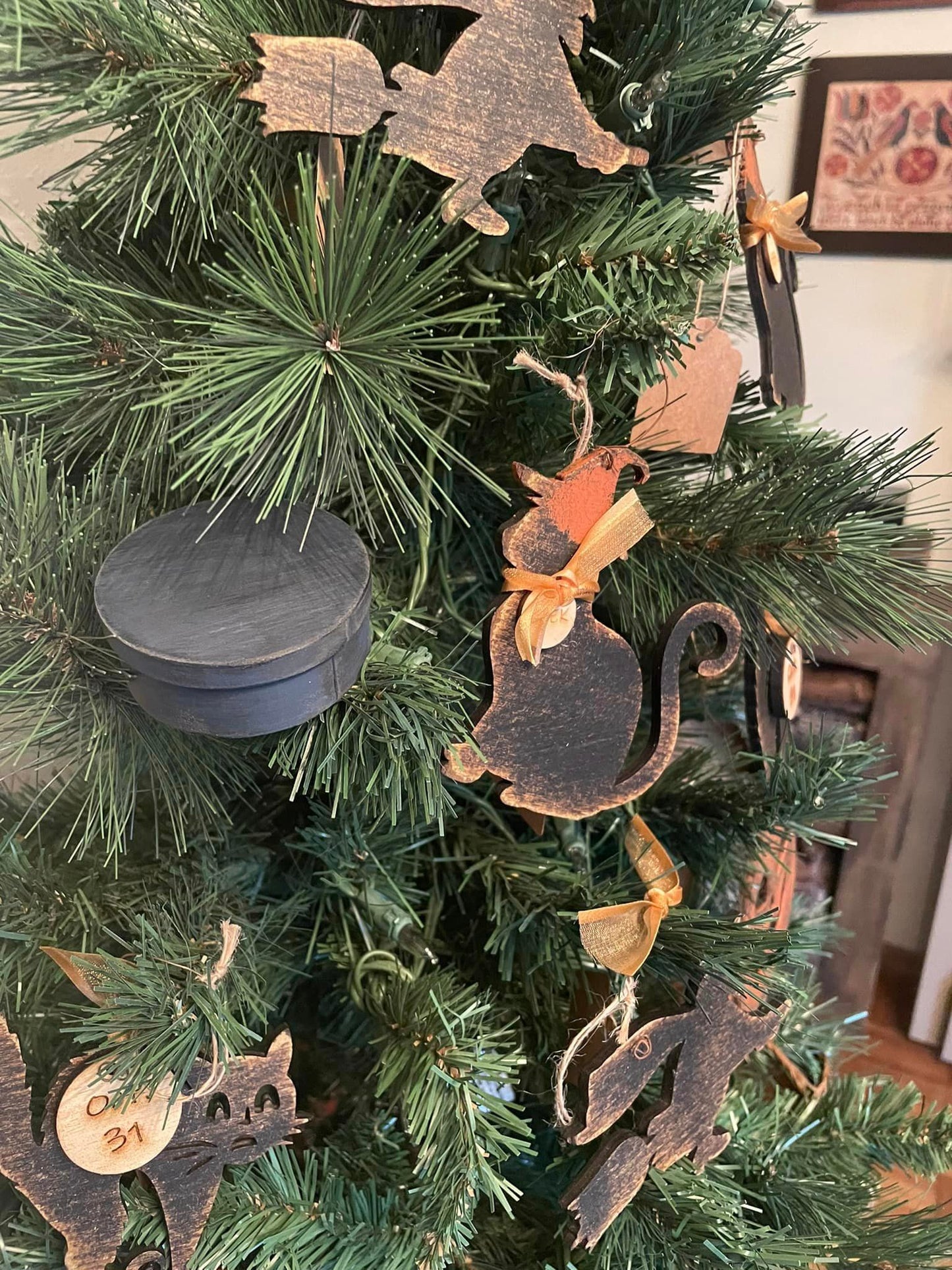 Pantry Box Ornaments - Set of 5 (Available in Colonial Blue, Rosewood or Walnut Brown)