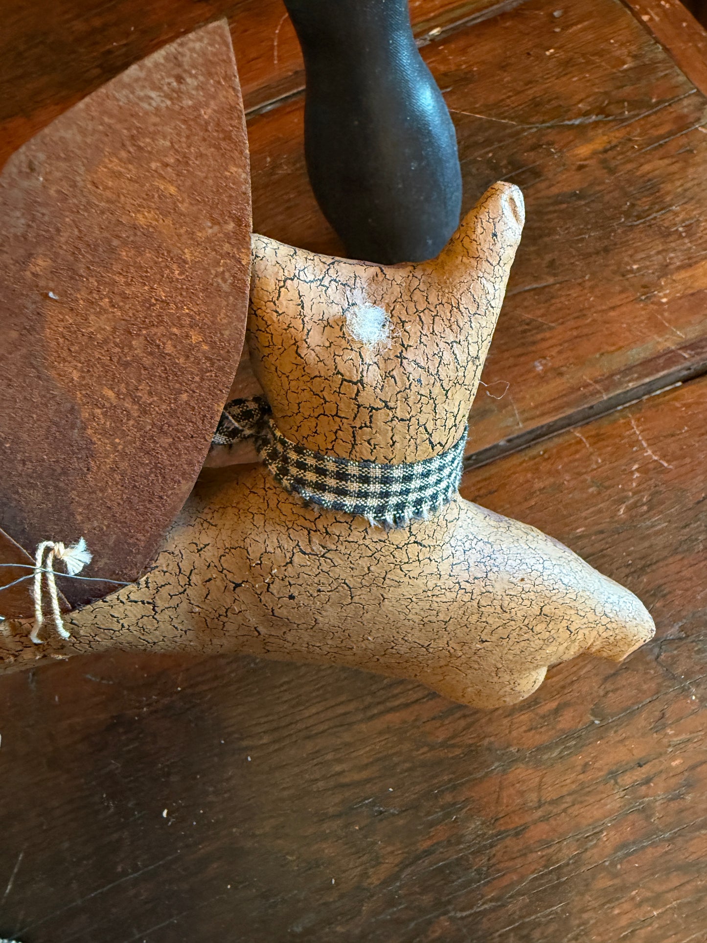 Set of 2 Folk Art Cats