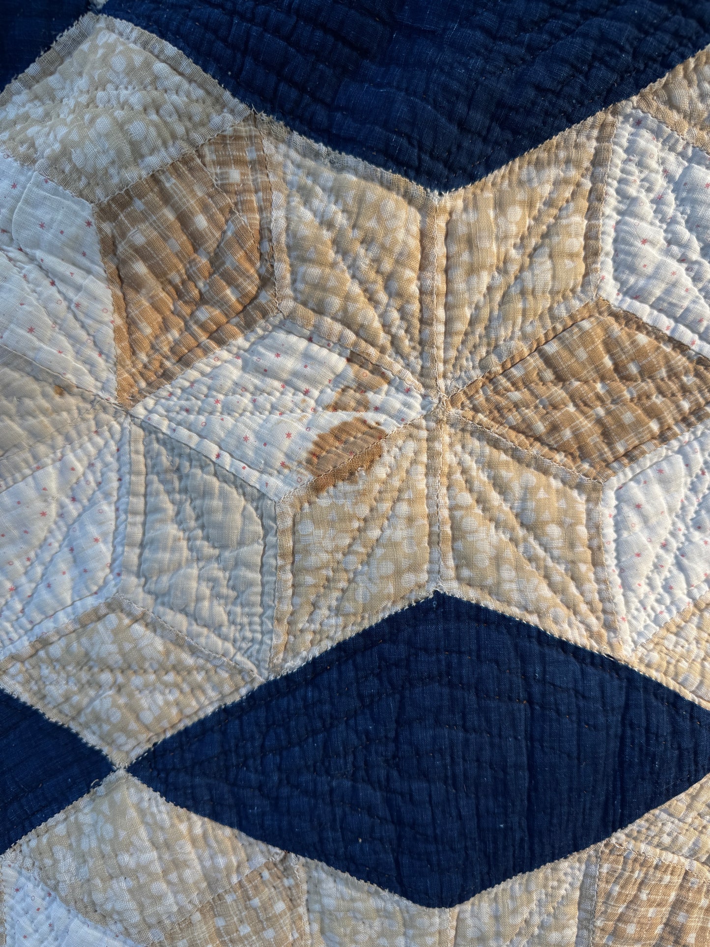 Late 1800s Hand-Stitched Antique Quilt in Navy/Creams - Tumbling Blocks Pattern