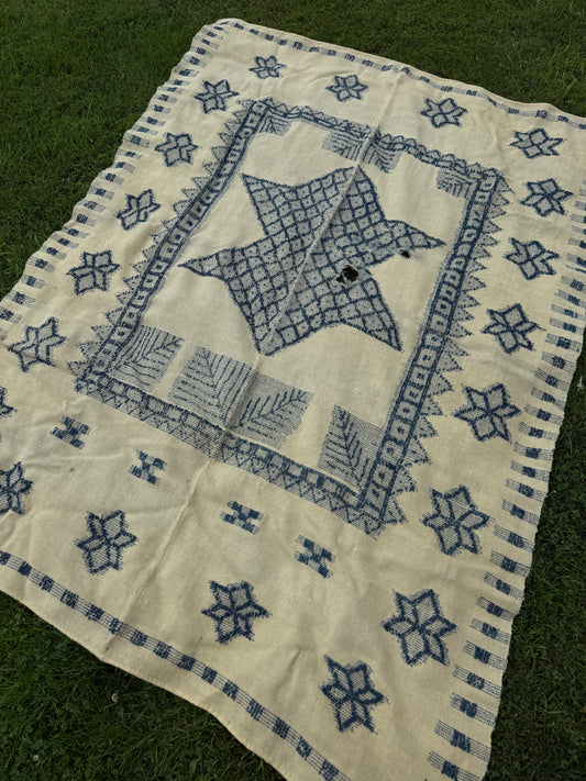 Late 1800s Handwoven (Blue/White) Pennsylvania Dutch or Appalachian Wool Coverlet