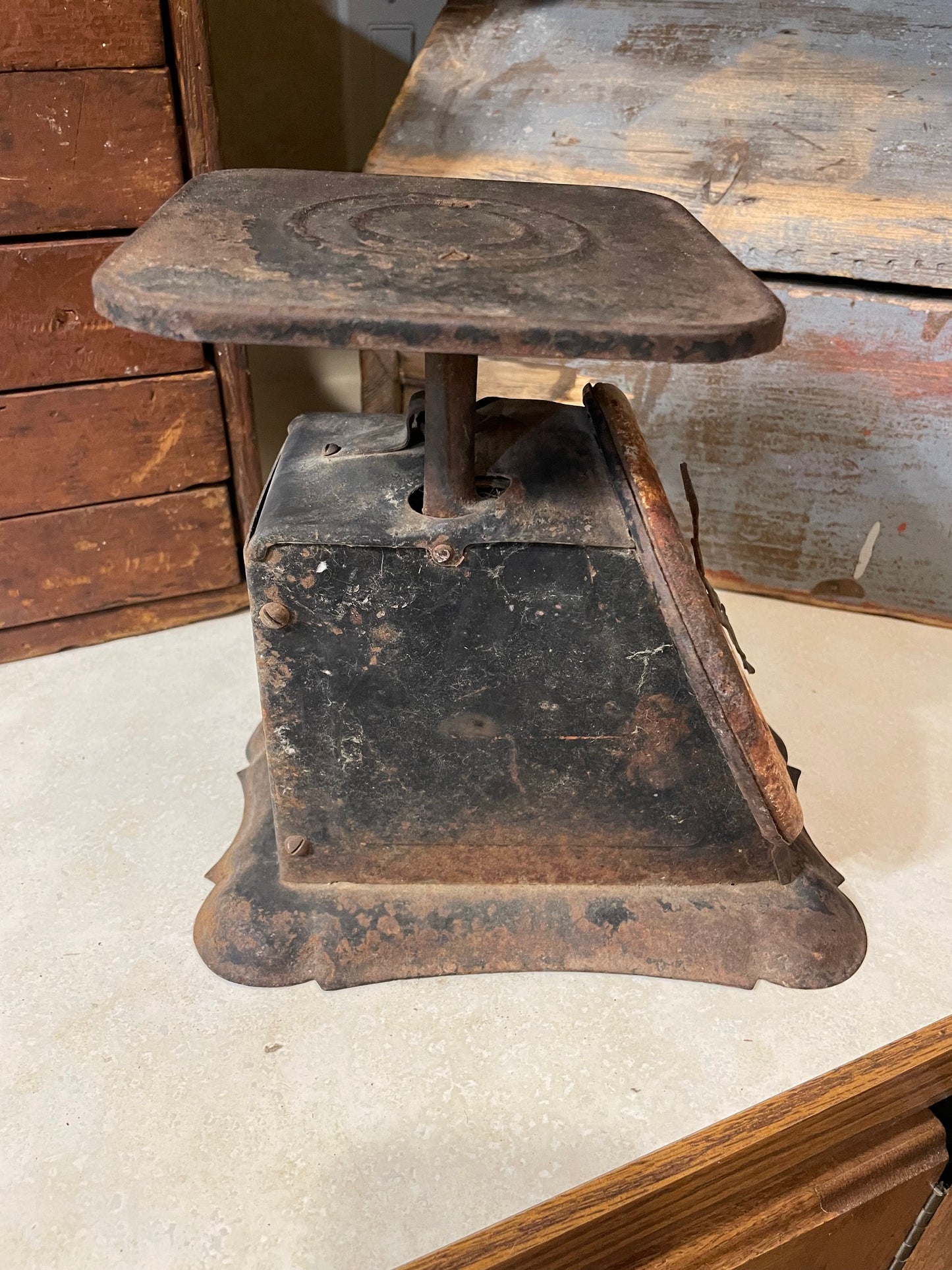 Farmhouse / Primitive Kitchen Scale