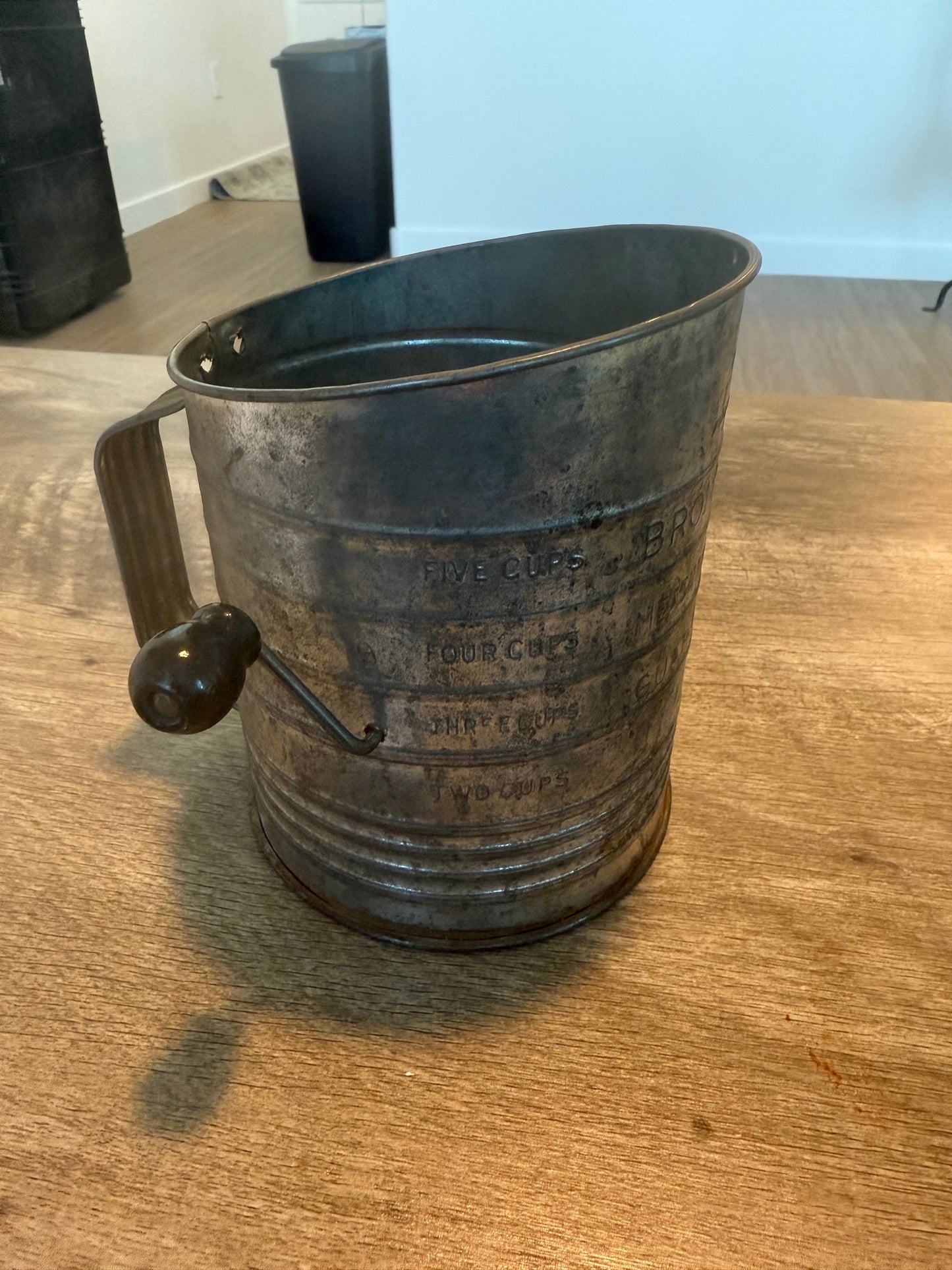 Bromwell's Sifter