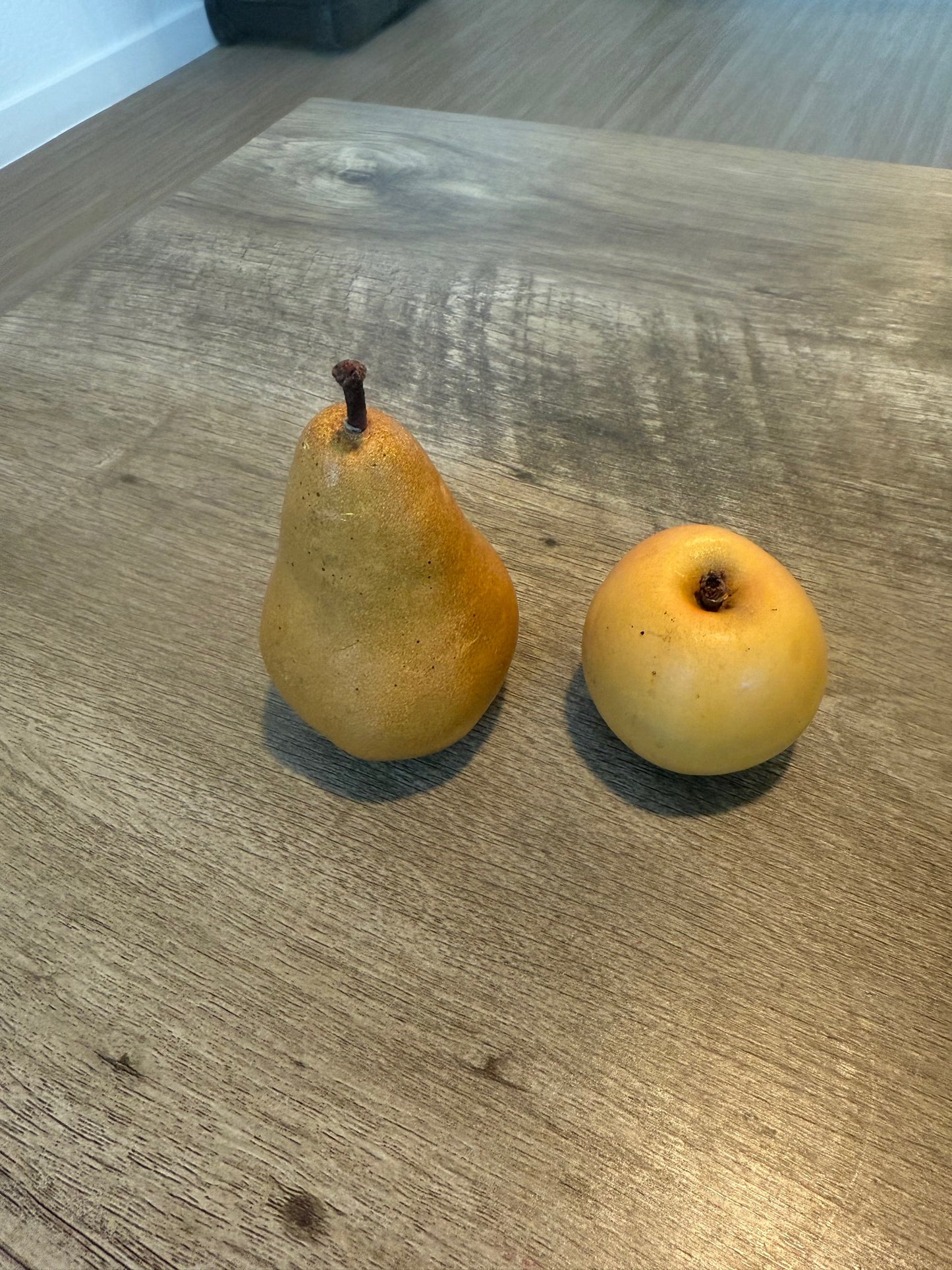 2 pc. Stone Fruit - Pear and Peach