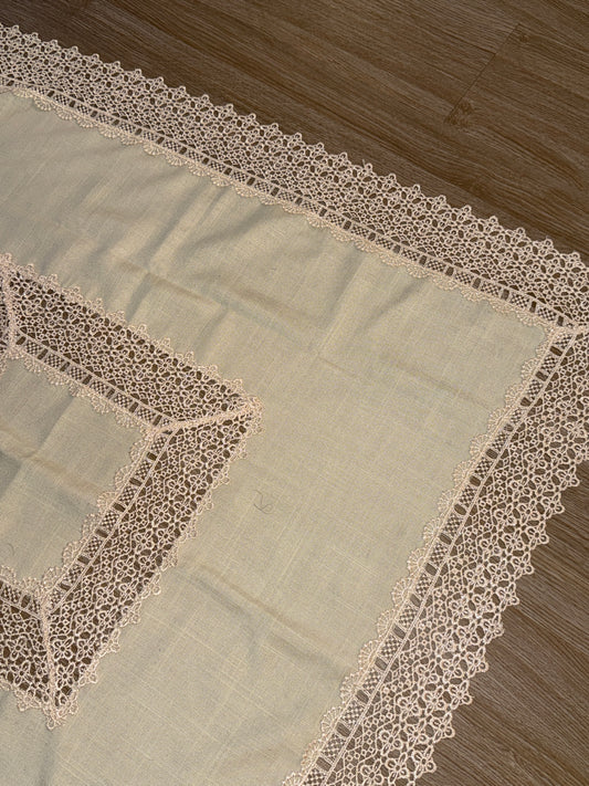 Beautiful Crocheted Vintage Linen Table Square