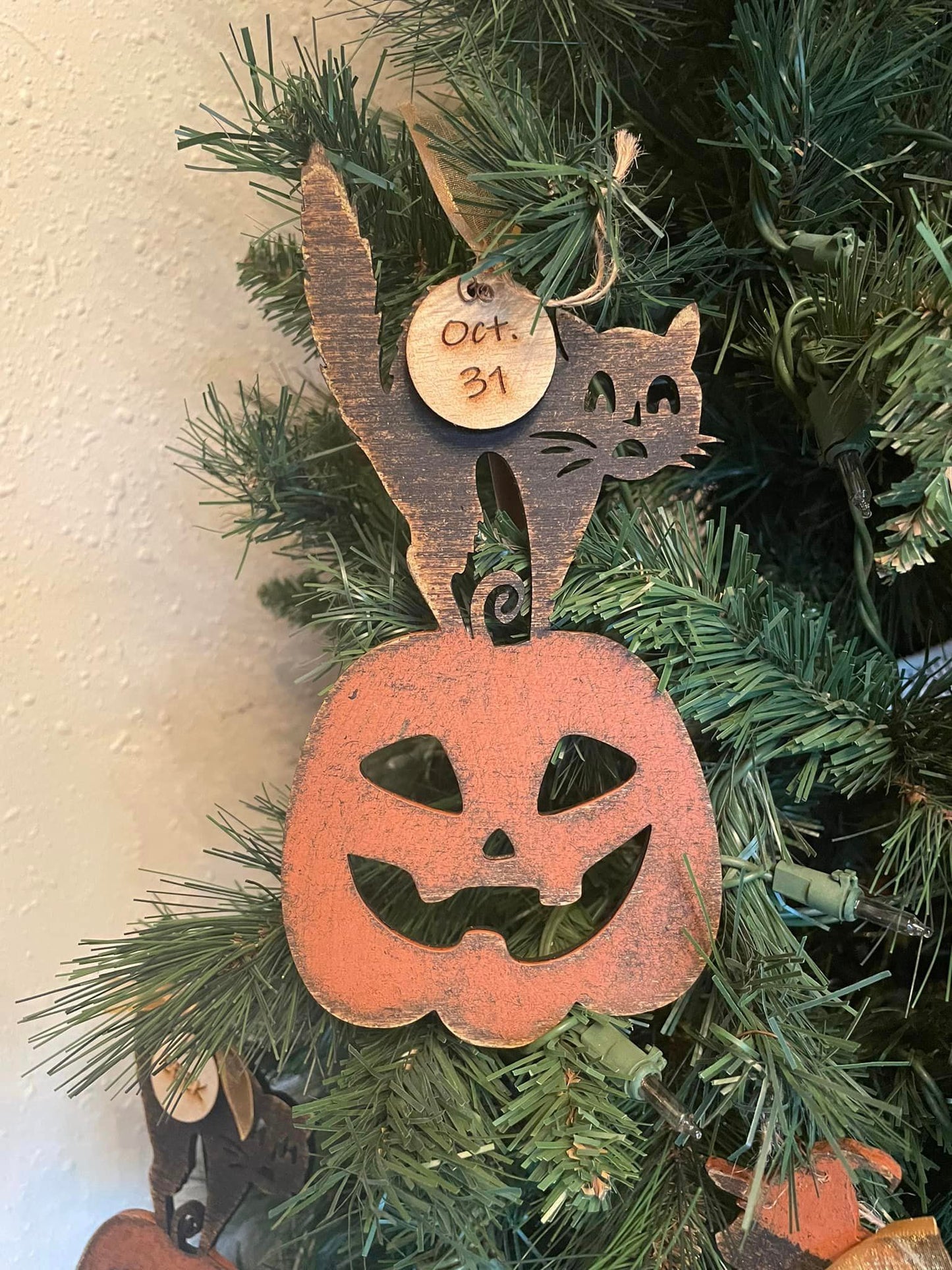 Halloween Ornaments   -   Set of 3 different styles