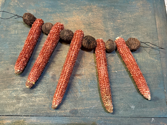 Corn Cob & Walnut Garland - 18”