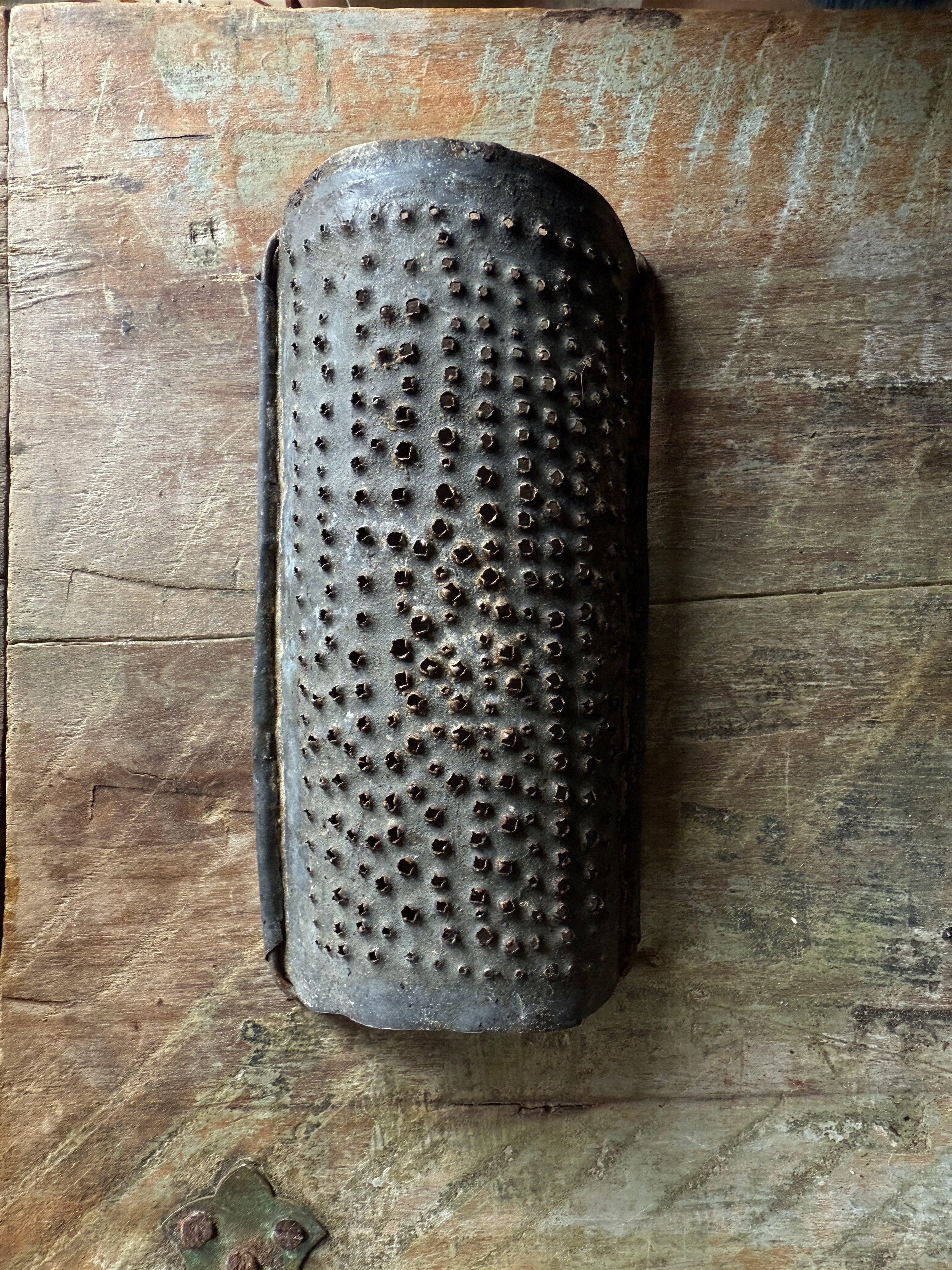 Early Grater – A Primitive Place