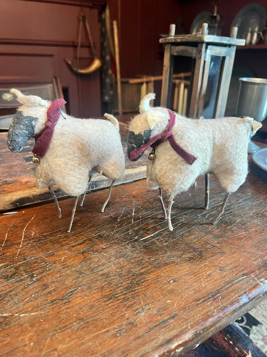 Set of 2 Folk Art Sheep