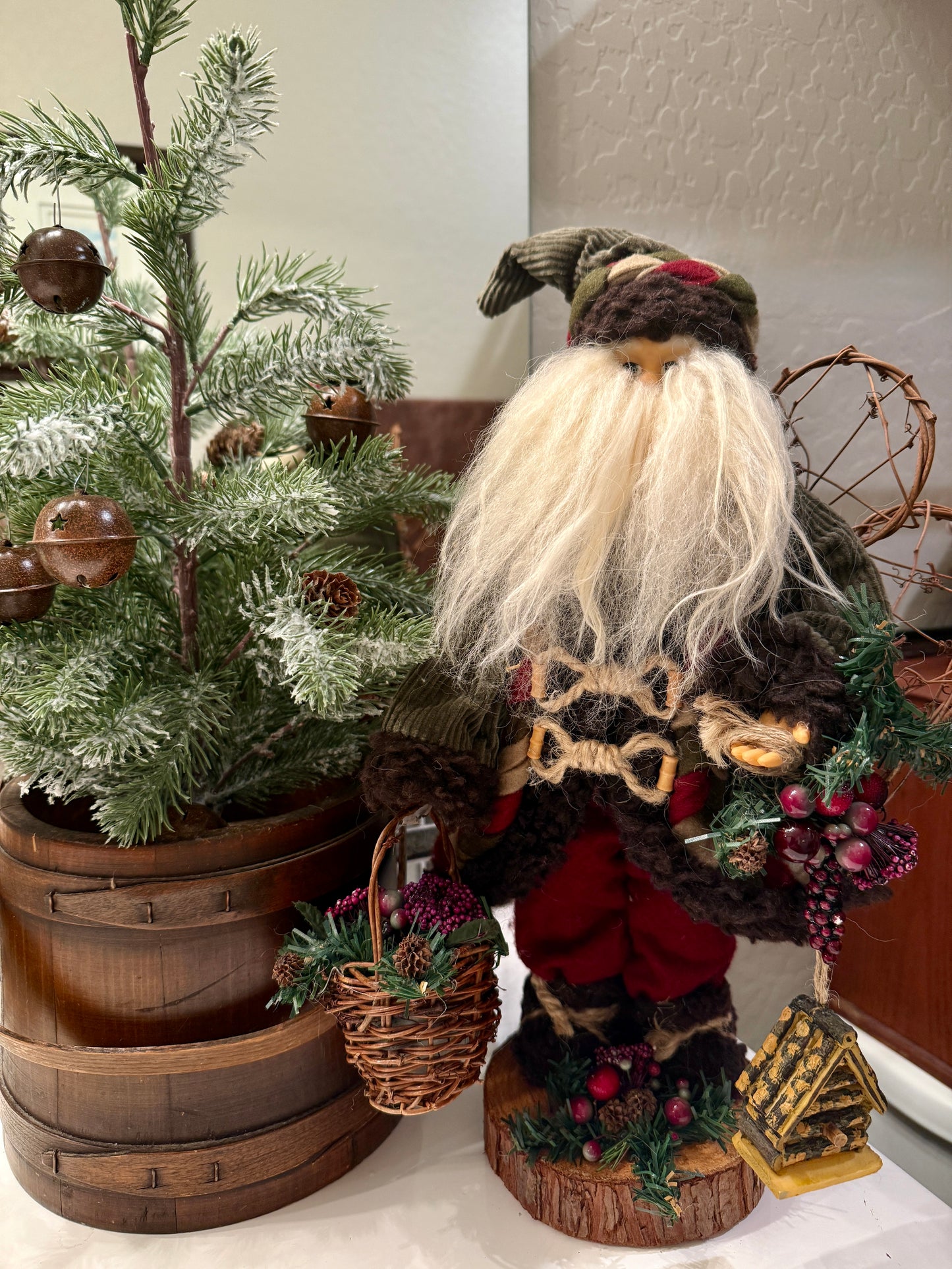 18” Woodland Santa