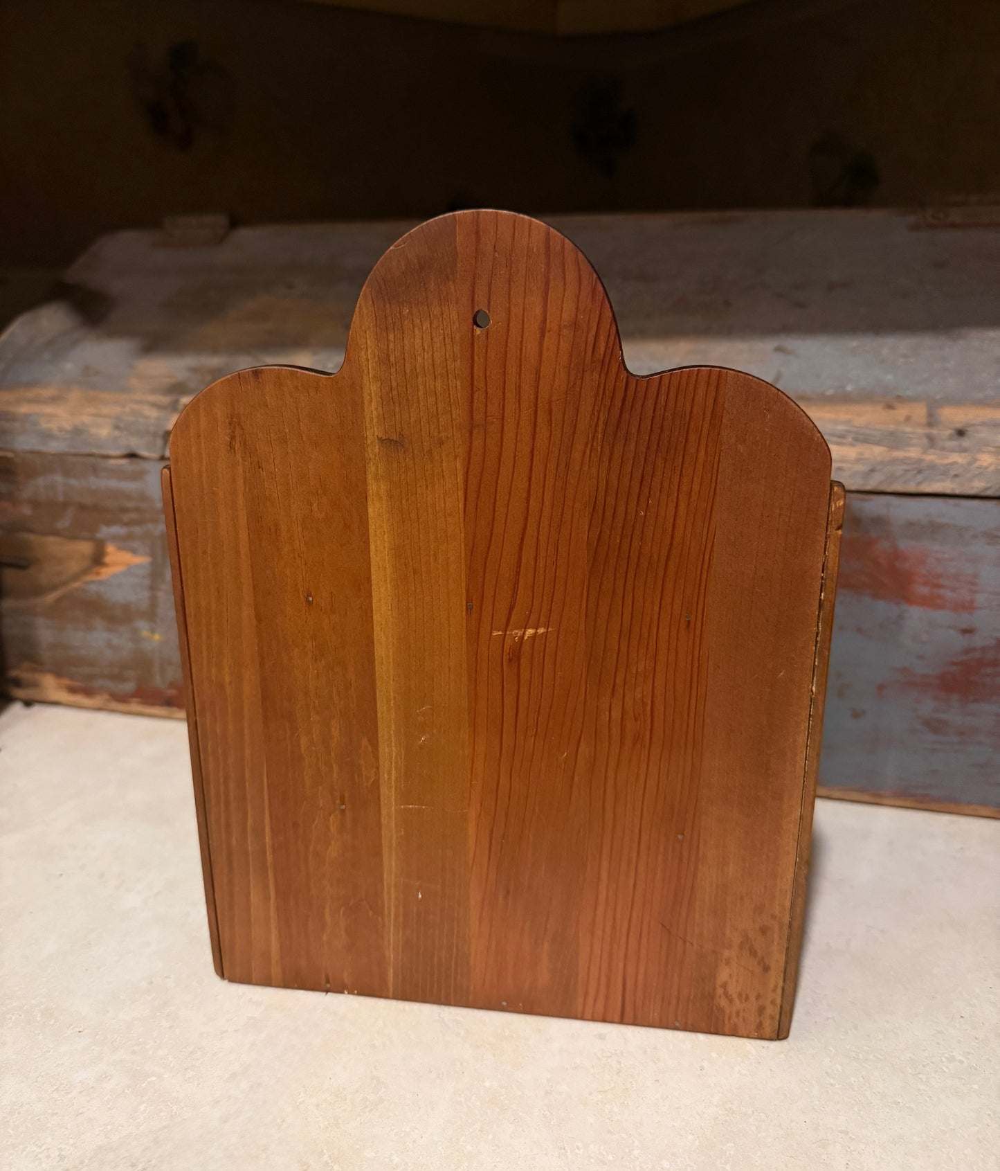 Early 1900s 4-Drawer Spice Cabinet with Scalloped Top