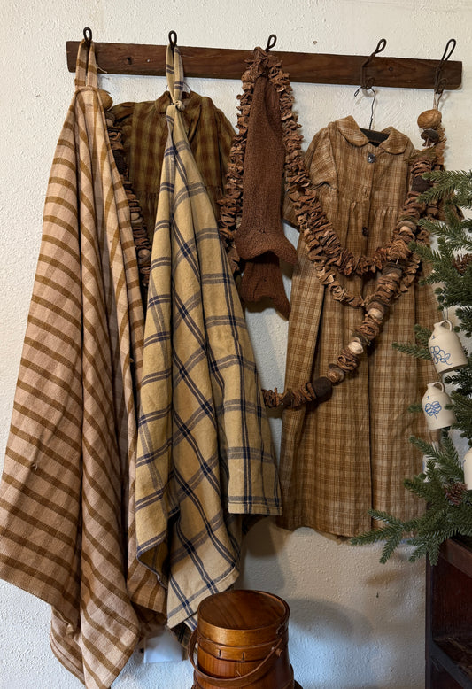 Set of 2 Large Primitive Hanging Hand Towels