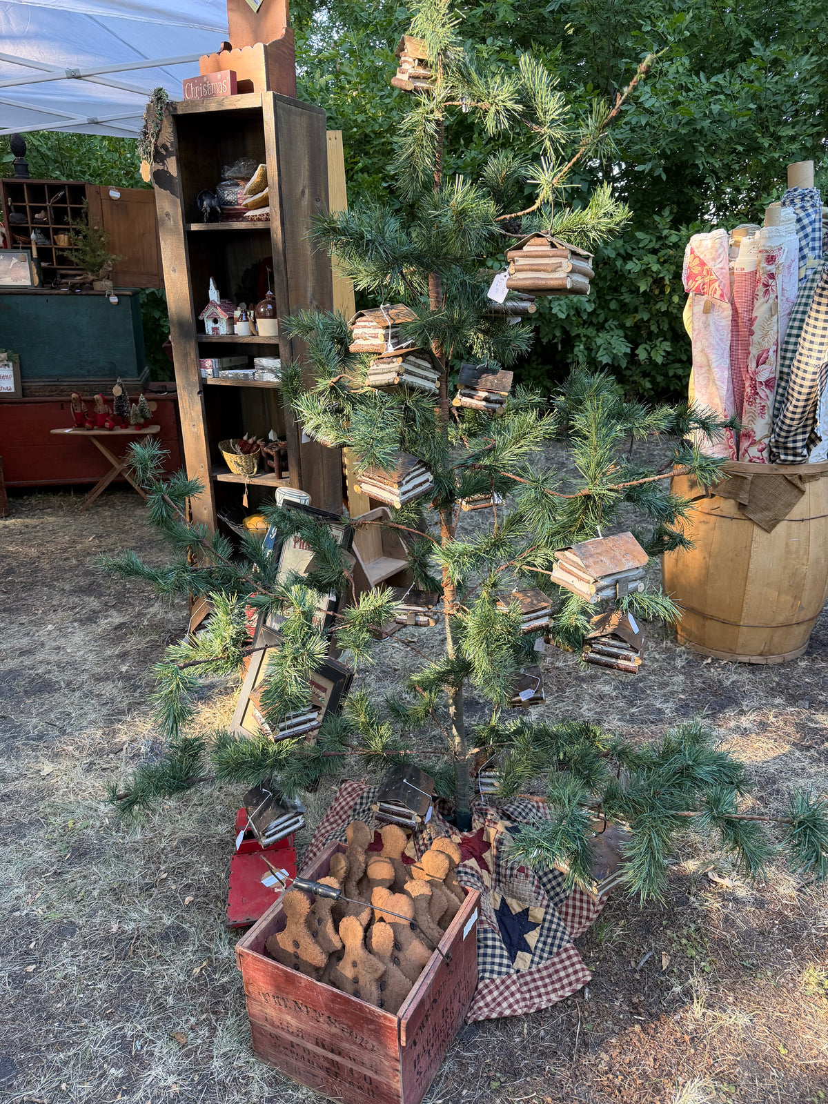 Set of 4 Cabin Ornaments made by Bonnie Gallaway (Back to Our Cabin)