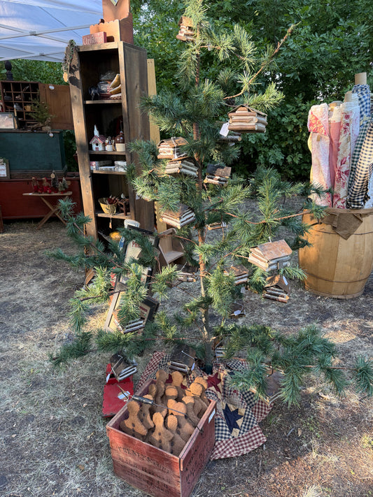 Set of 4 Cabin Ornaments made by Bonnie Gallaway (Back to Our Cabin)