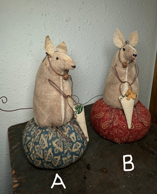 Mouse Pin Cushion (2 Options)