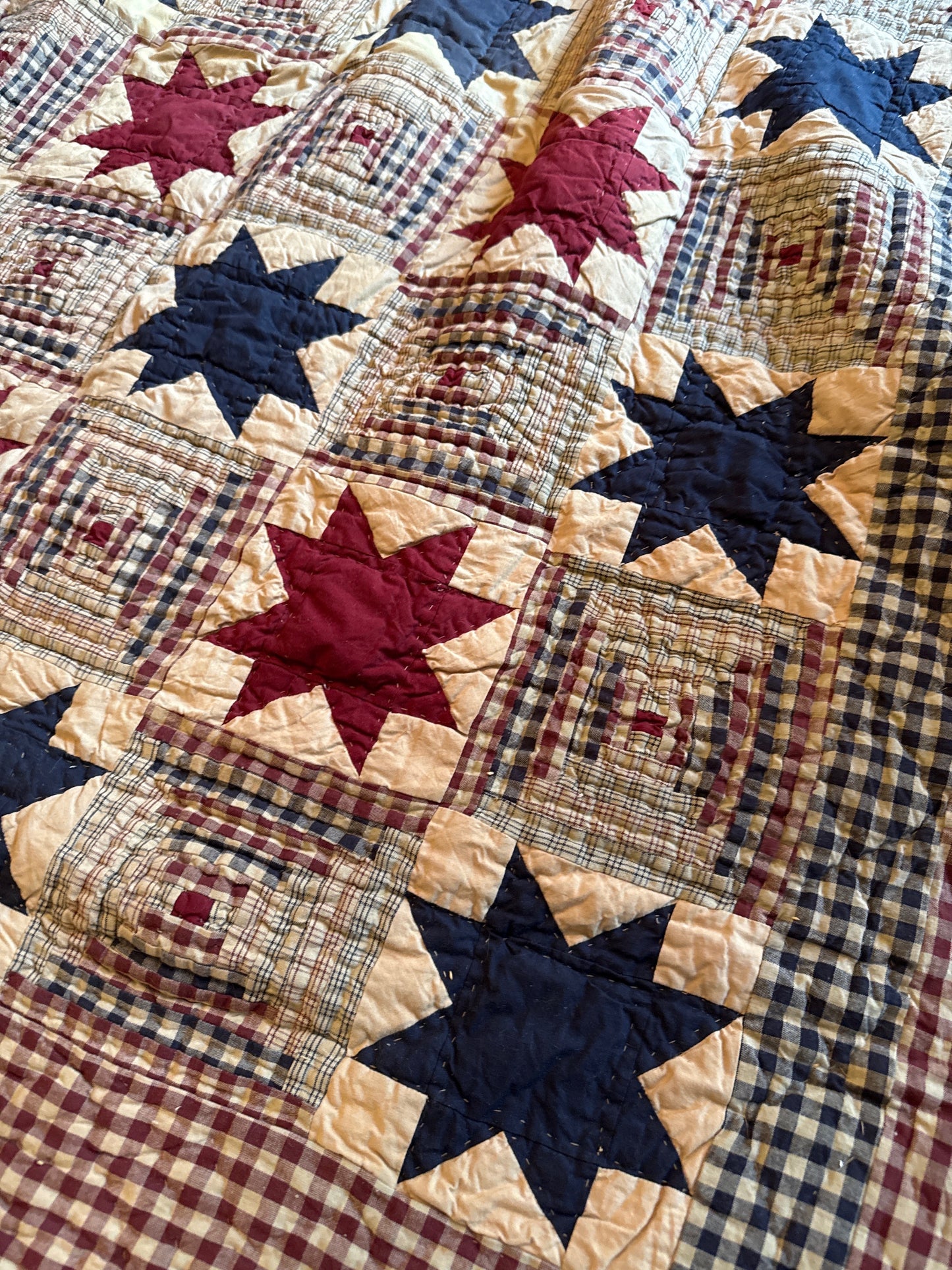 Antique Museum-Quality "Sawtooth Star" and "Log Cabin" Pattern Hand-Stitched Quilt