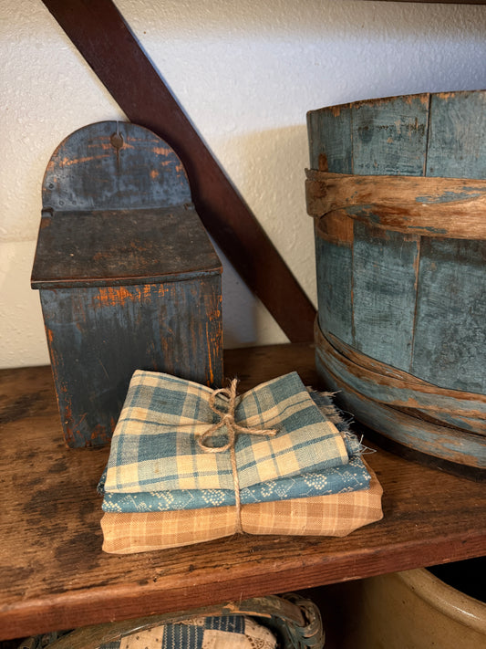 Blue/Tan Antique Homespun Stack