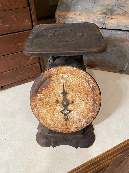 Farmhouse / Primitive Kitchen Scale